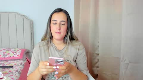 Snapshot of hannaa86 chatting on October 7, 8:46 pm Hanna online show from October 7, 8:46 pm