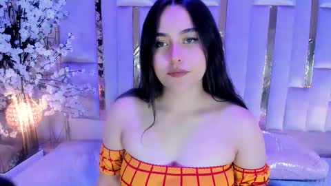  Hanna Collins  online show from February 1, 1:10 pm