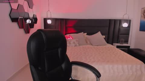 Snapshot of hannaconnor_ chatting on September 25, 8:50 pm Hanna Connor online show from September 25, 8:50 pm