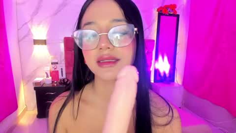 hannacruzsj online show from July 22, 1:06 am