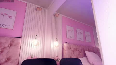 hannadanniels online show from April 22, 2:36 pm