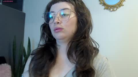 HannahHexx online show from April 28, 4:16 am