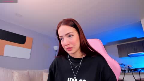 Snapshot of hannah_xoxo_ chatting on January 17, 8:11 pm Hannah online show from January 17, 8:11 pm