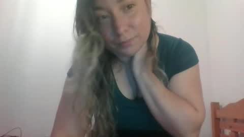 hannahevans2 online show from November 8, 12:26 am