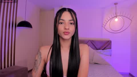 Snapshot of hannahjamesx chatting on September 13, 6:38 pm HANNAH J online show from September 13, 6:38 pm