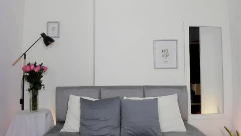 Hanna Os online show from November 18, 11:11 am