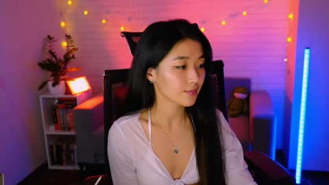 hannarosie online show from November 9, 8:05 pm