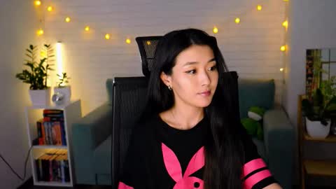 hannarosie online show from September 30, 8:35 pm