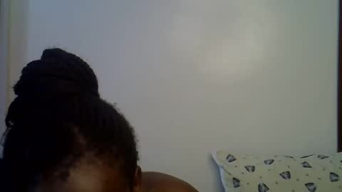 happy_kienyeji online show from December 19, 2:59 am