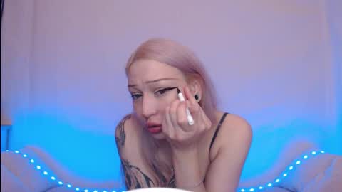 Emily online show from October 28, 11:09 pm