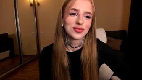 Julia online show from April 27, 5:15 am