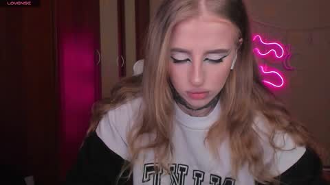 Snapshot of harley_kimm chatting on February 20, 5:23 am Julia online show from February 20, 5:23 am