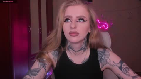 Snapshot of harley_kimm chatting on December 26, 4:53 am Julia online show from December 26, 4:53 am