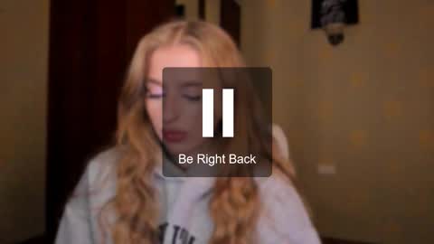 Snapshot of harley_kimm chatting on October 15, 5:43 am Julia online show from October 15, 5:43 am