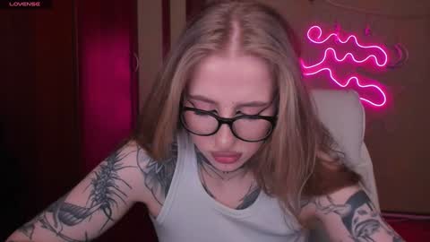 Snapshot of harley_kimm chatting on January 25, 5:07 am Julia online show from January 25, 5:07 am