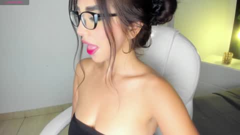 harleyqueen_robbie online show from January 23, 8:24 pm