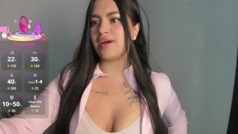 vanessa online show from July 2, 12:00 pm