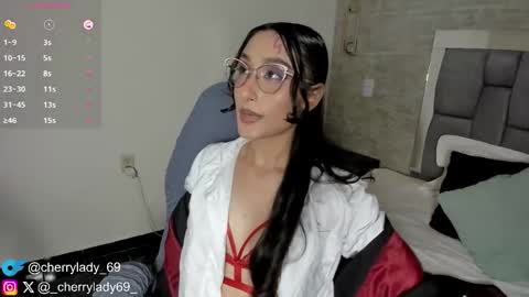  Harper Andrews  online show from October 31, 10:58 pm