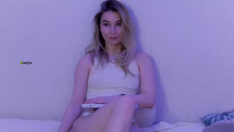 Anna online show from April 23, 1:13 pm