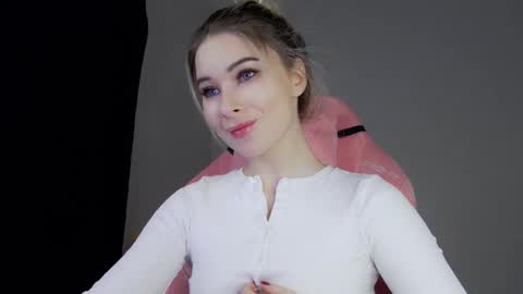 Anna online show from February 6, 12:08 pm