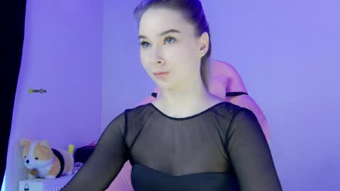 Anna online show from April 11, 8:18 am