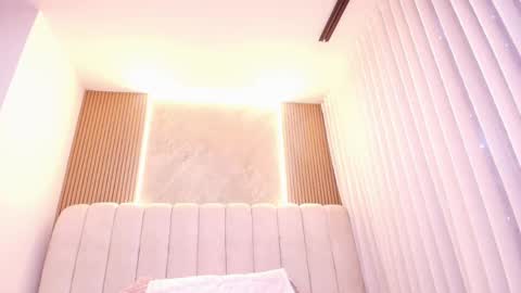 kataleya online show from April 23, 7:16 pm