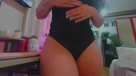 Hazel online show from November 10, 11:05 am