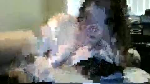 hazelbasil32728 online show from April 28, 5:39 pm