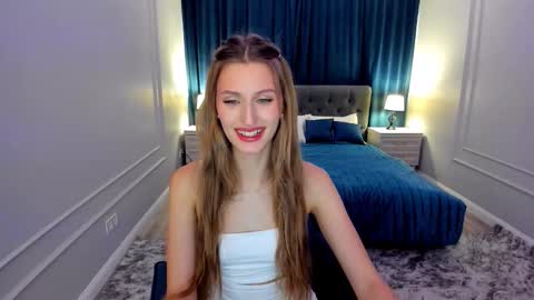 heartedlove_1 online show from September 22, 3:49 am