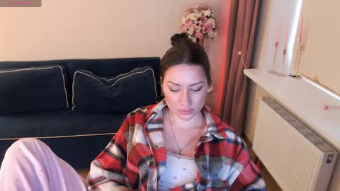 Heaven girl online show from April 24, 5:16 pm