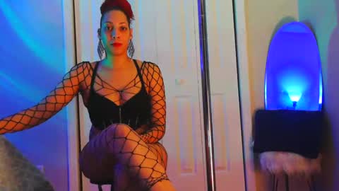 Heavenllyy online show from January 11, 1:16 am