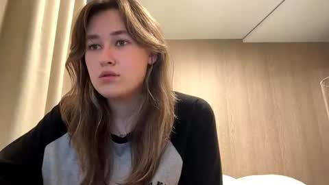 Molly online show from June 26, 6:31 pm