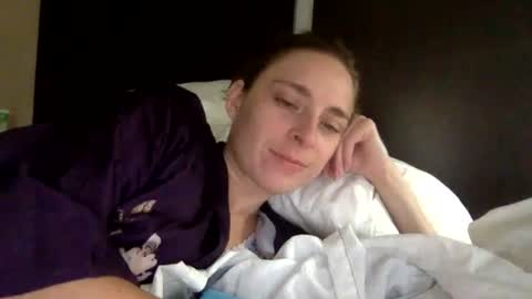 heidi_is_here_72 online show from July 29, 3:23 pm