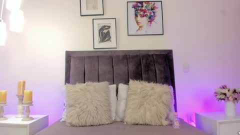 Helen  online show from April 25, 1:41 pm