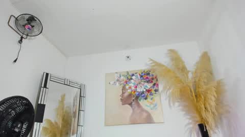 Snapshot of helena_copper chatting on December 30, 2:09 am HELENA COPPER online show from December 30, 2:09 am