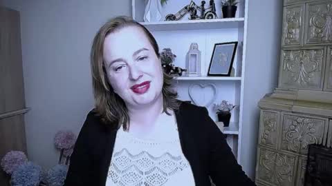 Snapshot of helenbrais chatting on October 11, 6:51 am Helen online show from October 11, 6:51 am