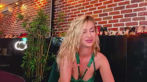 Helen online show from June 11, 5:48 am