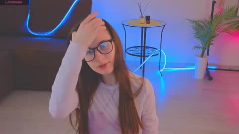   online show from March 5, 1:50 pm