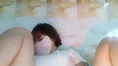 Snapshot of helenna_00 chatting on October 13, 10:56 pm helenna_00 online show from October 13, 10:56 pm