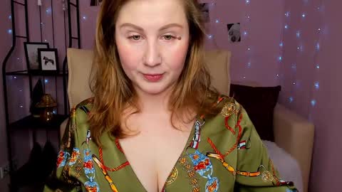 Snapshot of helens_lov chatting on February 9, 1:34 am Helen online show from February 9, 1:34 am
