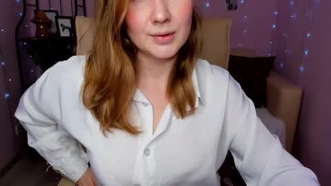 Snapshot of helens_lov chatting on February 27, 1:48 am Helen online show from February 27, 1:48 am