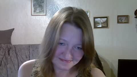 helgacharming online show from August 6, 4:14 pm