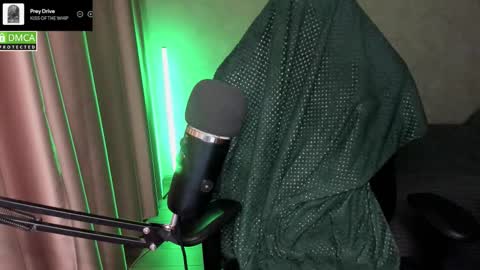 Red online show from February 24, 9:24 pm