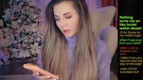Snapshot of hell_on_heels_ chatting on December 10, 2:48 am - show loyalty and subscribe - online show from December 10, 2:48 am