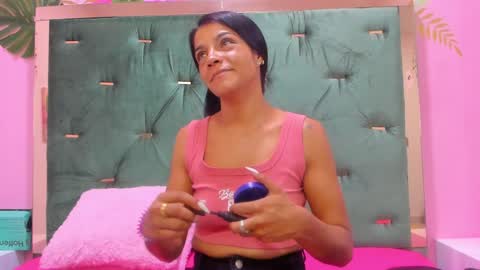 Hellen  online show from January 16, 1:25 pm