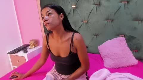 Hellen  online show from December 24, 9:39 am