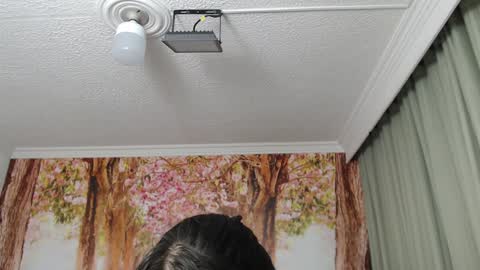 Snapshot of hellen_garcia chatting on December 19, 2:13 pm Hellen online show from December 19, 2:13 pm