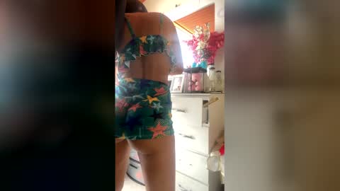 hellen     online show from April 25, 1:41 pm