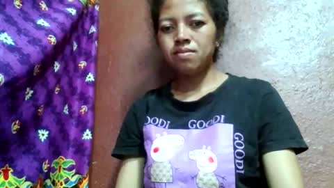 henitsaldy online show from April 23, 5:15 pm