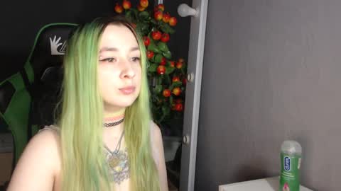 Hentaishiing online show from January 4, 5:47 pm